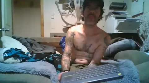 Snapshot of tattoodrancher chatting on October 29, 5:31 am tattood rancher online show from October 29, 5:31 am