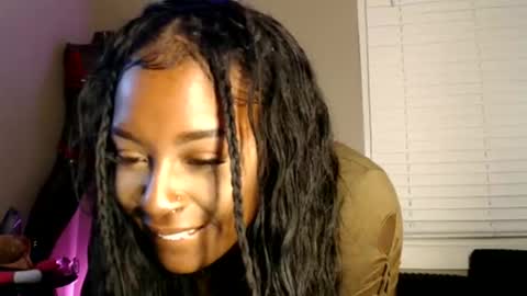 Snapshot of tattooedangelxx chatting on June 7, 1:43 am nyxxx online show from June 7, 1:43 am