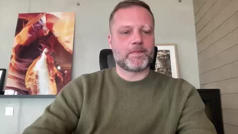 Snapshot of tattoomanforgirls chatting on January 15, 9:58 am tattoomanforgirls online show from January 15, 9:58 am