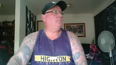 tattzsexy online show from March 2, 5:19 am