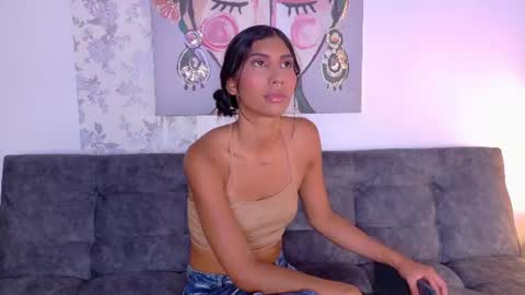 Snapshot of taty_miller chatting on July 28, 8:23 pm Taty Miller online show from July 28, 8:23 pm