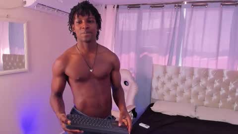 tau_montes online show from November 7, 2:28 pm