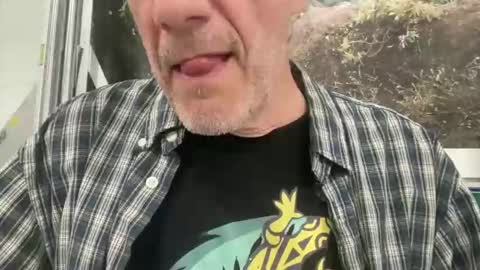Snapshot of tauromolo chatting on June 7, 10:57 pm tauromolo online show from June 7, 10:57 pm