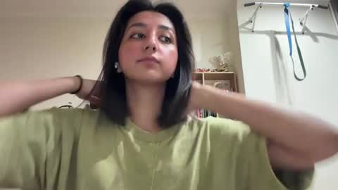 Snapshot of tawnyamartinek chatting on June 3, 7:22 am Riza online show from June 3, 7:22 am