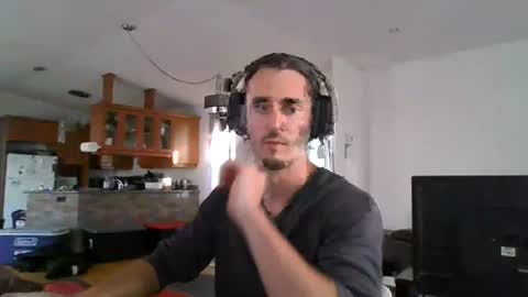 Snapshot of tay_twink chatting on August 7, 12:51 pm tay_twink online show from August 7, 12:51 pm