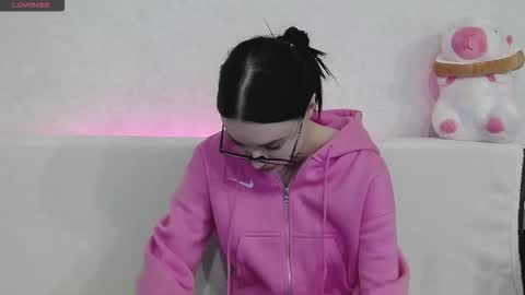 Taya online show from September 13, 6:18 pm