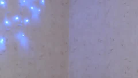 Taya online show from March 3, 8:04 pm