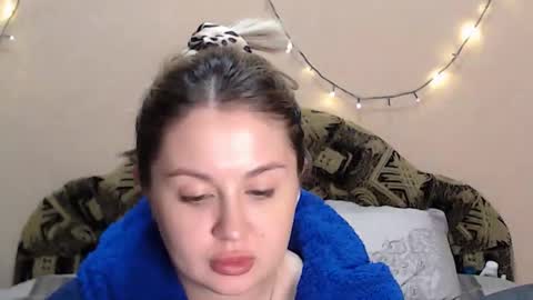 Taya online show from April 30, 8:57 pm