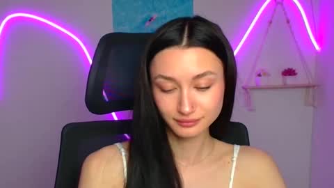 Snapshot of tayavibe chatting on May 6, 5:57 am Taya online show from May 6, 5:57 am