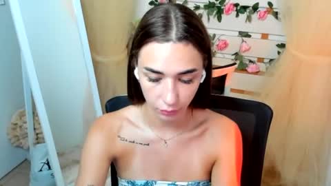 Snapshot of tayla_candy chatting on August 5, 7:55 am Tayla online show from August 5, 7:55 am