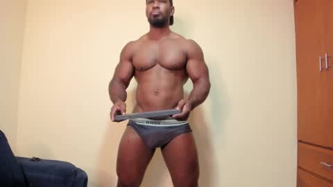 Tyler online show from November 4, 9:25 pm