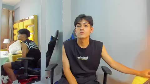 Snapshot of taylercruz chatting on July 1, 9:14 pm TaylerCruz online show from July 1, 9:14 pm