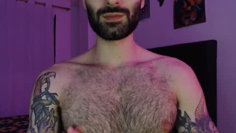 Snapshot of taylor__06 chatting on January 5, 12:20 am Taylor online show from January 5, 12:20 am