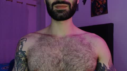 Snapshot of taylor__06 chatting on January 12, 12:18 am Taylor online show from January 12, 12:18 am