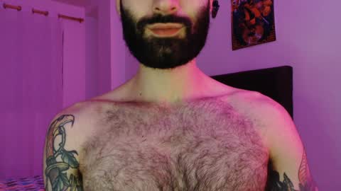 Snapshot of taylor__06 chatting on February 4, 7:40 am Taylor online show from February 4, 7:40 am