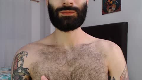 Snapshot of taylor__06 chatting on February 13, 8:27 am Taylor online show from February 13, 8:27 am