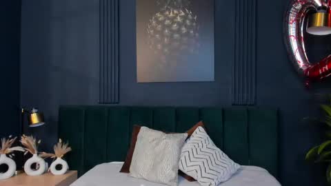 Snapshot of taylor_bennet chatting on March 2, 6:30 pm Taylor Bennet online show from March 2, 6:30 pm