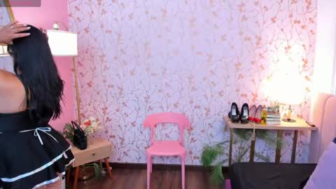 Taylor Bennet online show from May 2, 12:10 pm