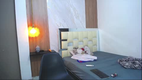 Snapshot of taylor_collins_2 chatting on September 22, 10:45 pm taylor_collins_2 online show from September 22, 10:45 pm