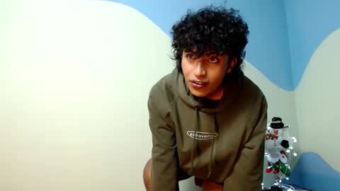 taylor online show from December 26, 8:53 pm