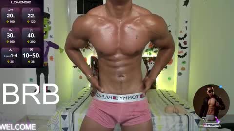 Snapshot of taylor_johnn chatting on November 18, 7:40 pm Penagos zz online show from November 18, 7:40 pm