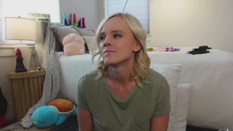 Taylor --  online show from January 23, 5:52 pm