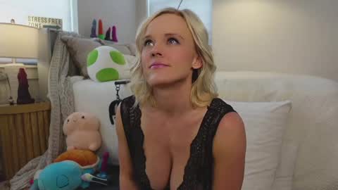 Taylor --  online show from February 18, 8:58 pm