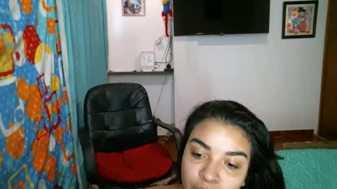 Snapshot of taylor_meghan chatting on May 21, 8:38 pm Taylor and Meghan online show from May 21, 8:38 pm