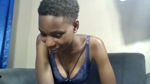 taylor_swift09 online show from April 10, 8:02 pm