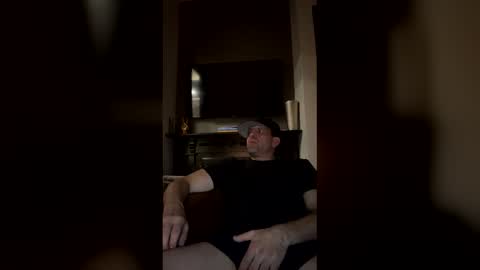Snapshot of taylors2822 chatting on January 14, 7:03 am taylors2822 online show from January 14, 7:03 am