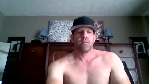 Snapshot of taylors2822 chatting on March 11, 5:52 pm taylors2822 online show from March 11, 5:52 pm