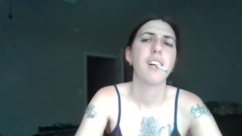 Snapshot of taylorslay chatting on December 14, 2:44 pm taylorslay online show from December 14, 2:44 pm