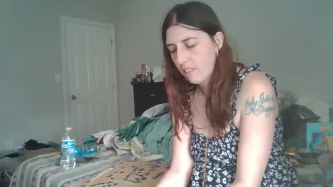 taylorslay online show from March 26, 6:24 pm