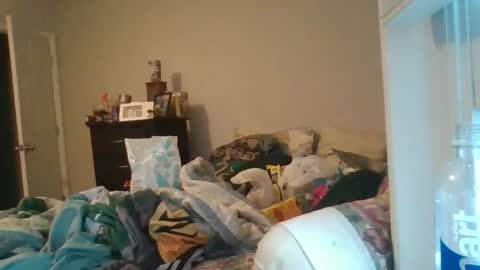 taylorslay online show from April 27, 11:36 pm