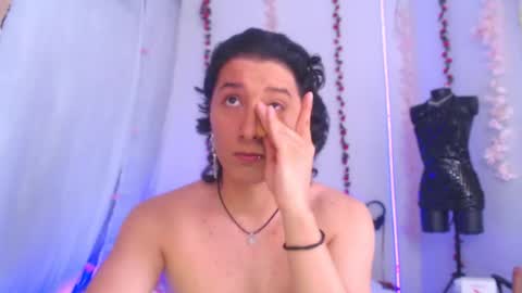 Taylorsweet1111 online show from July 23, 7:12 pm