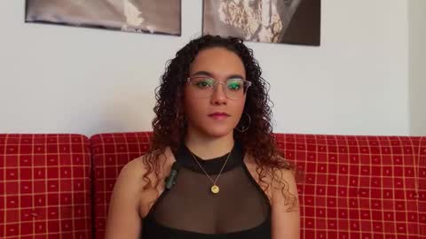 Tay Tay online show from February 27, 10:37 am