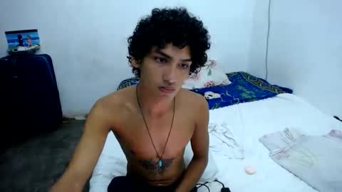 Tayron online show from December 8, 4:04 am