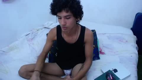 Tayron online show from December 15, 6:04 pm