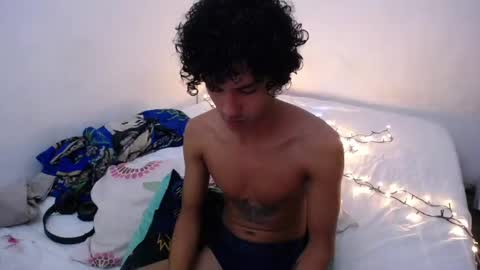 Tayron online show from December 29, 3:57 pm