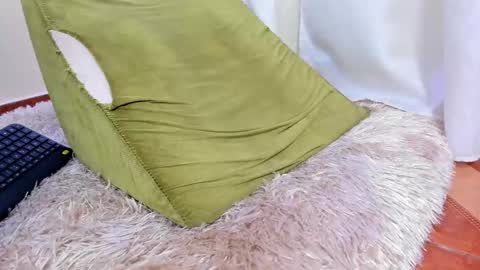 ask for cum online show from November 8, 9:02 pm