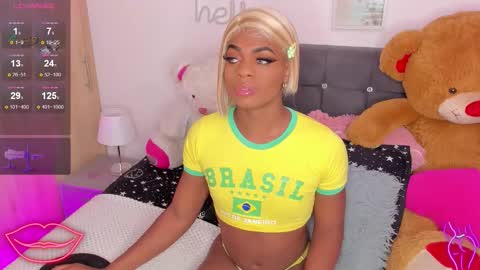 Snapshot of tayssa_maravilh chatting on October 13, 11:27 pm  TAYSSA  ONLINE FROM 0630 PM - 1130 PM COLOMBIAN HOUR online show from October 13, 11:27 pm