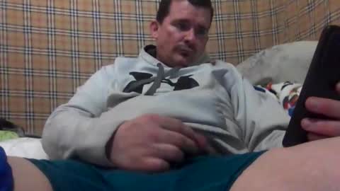 tbaxter95187 online show from May 5, 1:30 pm