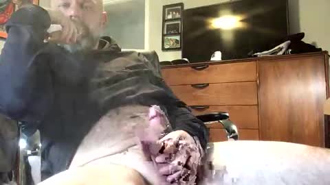 Tbiz82 online show from March 6, 10:39 pm