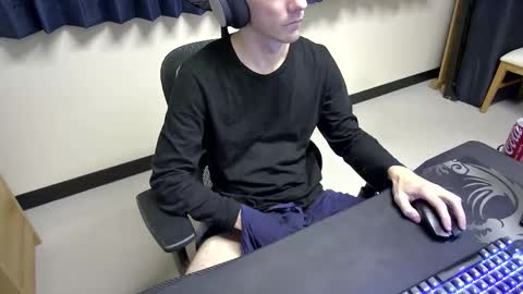 Snapshot of tbone_93 chatting on February 6, 12:19 pm Tbone online show from February 6, 12:19 pm