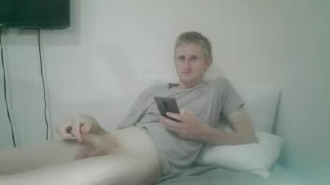 tcute0 online show from December 19, 5:25 am