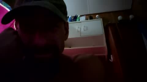 Snapshot of tdave486 chatting on June 12, 12:09 am tdave486 online show from June 12, 12:09 am