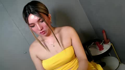 ellaine online show from January 25, 12:38 am