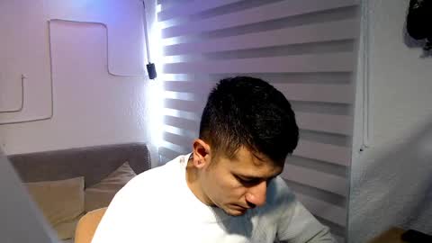 Snapshot of team_dinamite69 chatting on June 10, 12:04 pm DYNAMITE DUO69 online show from June 10, 12:04 pm