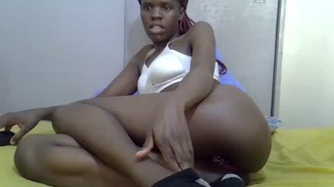 Snapshot of teana_tish chatting on June 26, 5:23 am Teana online show from June 26, 5:23 am
