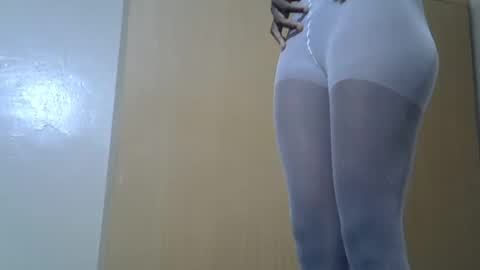 Snapshot of teana_tish chatting on July 17, 6:31 am Teana online show from July 17, 6:31 am